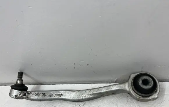 Mercedes-Benz C W204 Front control arm