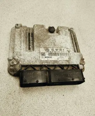 Volkswagen Scirocco Engine control unit/module 03L907309N 1039S39358 0281016374