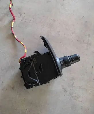 Renault Clio III Light switch 88102001097