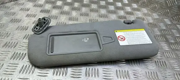 KIA Sorento Sun visor