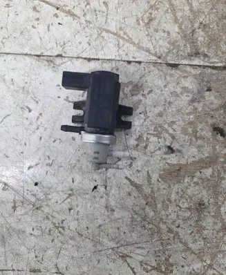 Skoda Superb B5 (3U) Turbo solenoid valve 1J0906627A 04T246 72290325