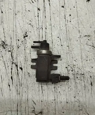 Seat Alhambra (Mk1) Turbo solenoid valve 72190320