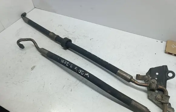Mercedes-Benz C W203 Power steering hose/pipe/line A2034661781 2034661781