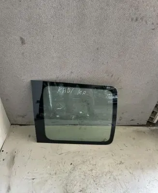 Volkswagen Caddy Rear side window