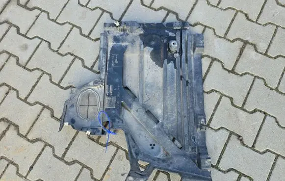 BMW 2 F44 Rear underbody cover/under tray 7436655