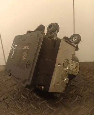 Volvo XC70 ABS Pump 30681619 10061336881 000404972C1