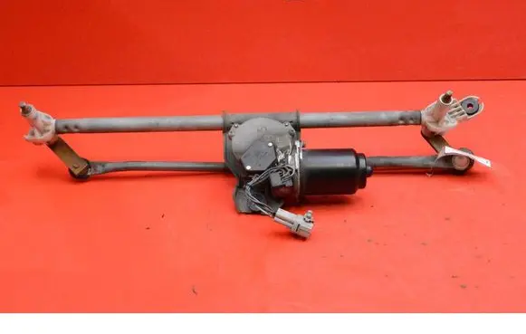 Suzuki Swift I Front wiper linkage and motor 