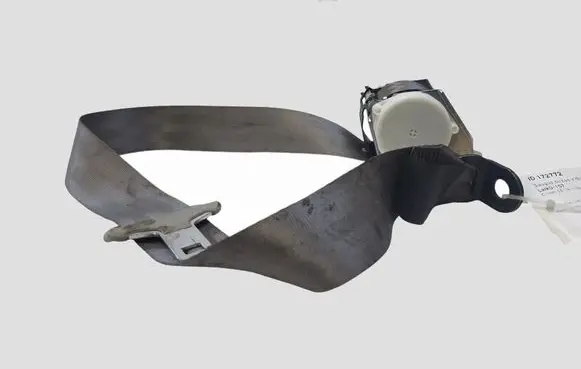 Citroen C5 Middle seatbelt (rear) 96561750GW 34016339