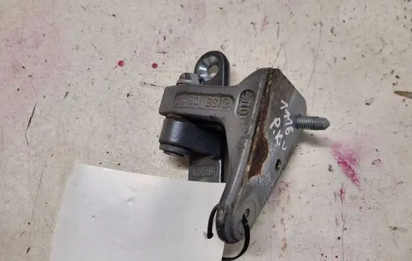 Mercedes-Benz E W211 Front door upper hinge