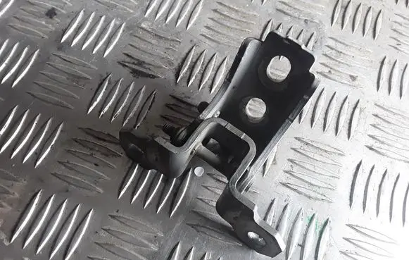 Renault Megane III Front door upper hinge 80400011RE
