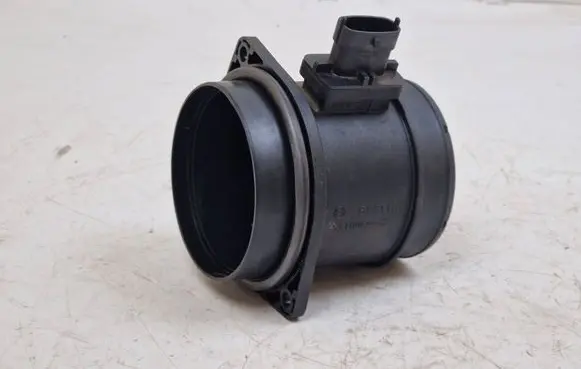 Jaguar XE Mass air flow meter G4D312B579AA