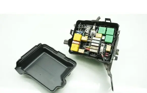 Peugeot 208 Fuse box set
