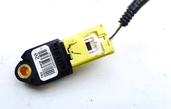 Toyota Avensis T270 Airbag deployment crash/impact sensor 8983105030 89831-05030