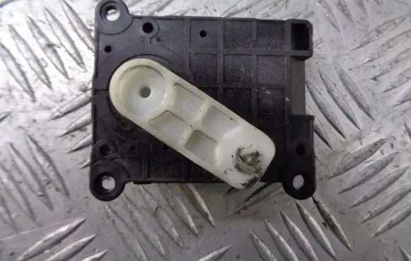KIA Rio A/C air flow flap actuator/motor 40073-0570