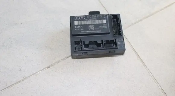 Audi A6 S6 C6 4F Door control unit/module 4F0959792E