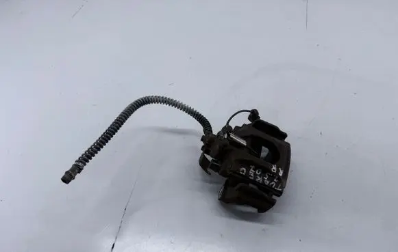 Volkswagen Touareg I Rear brake caliper 7L6987