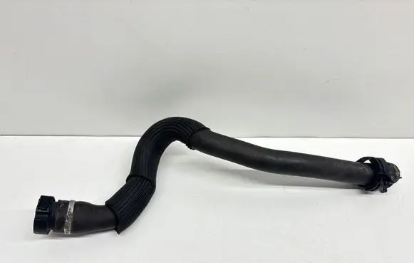 Peugeot 3008 I Engine coolant pipe/hose X632149