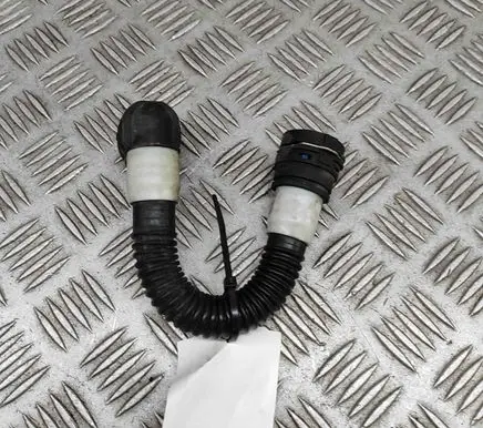 Tesla Model Y Engine coolant pipe/hose 163159700P