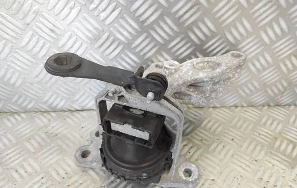 Renault Trafic III (X82) Engine mount bracket 112841371R 112101360R