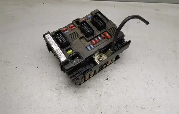 Peugeot 307 BSM Control unit 9650618480 U118470003L BSMB3