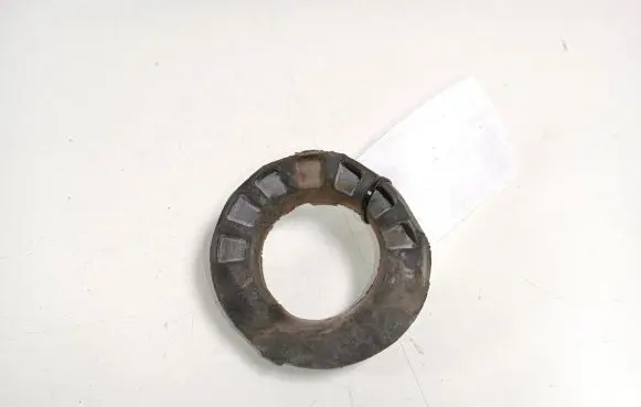 Toyota Auris 150 Front upper strut mount 482570D010
