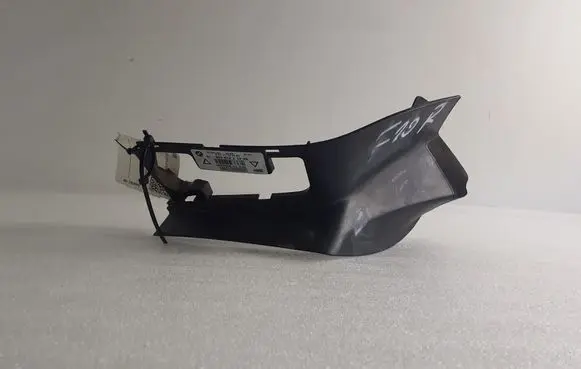 BMW 1 F20 F21 Rear/tail light trim molding 90006569 7270096