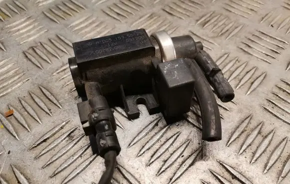 Mercedes-Benz A W169 Turbo solenoid valve 0051535528