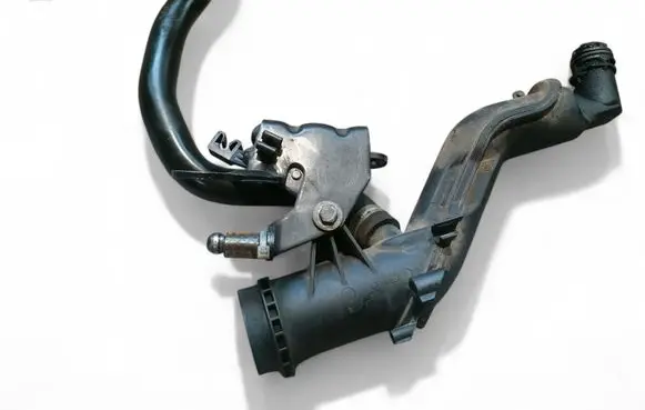 Volvo S40 Oil fill pipe 9654733980