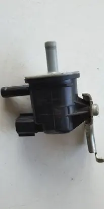 Toyota Auris E180 Vacuum valve 