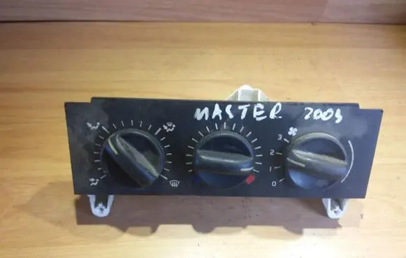 Renault Master II Climate control unit 133761F