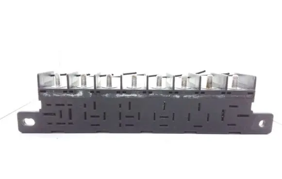 Audi 100 S4 C4 Relay mounting block 4A0941822 896046