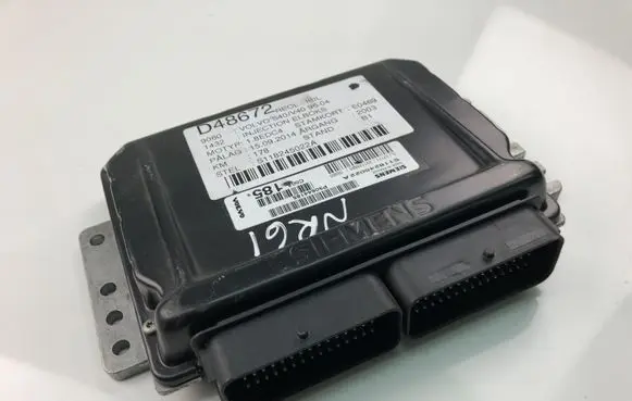 Volvo S40, V40 Engine control unit/module P30644185