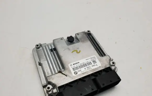 BMW 1 F20 F21 Engine control unit/module 8574093 030710353 0281019808