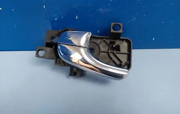 Jaguar S-Type Rear door interior handle 2R8322601AD 2R83F24995AE