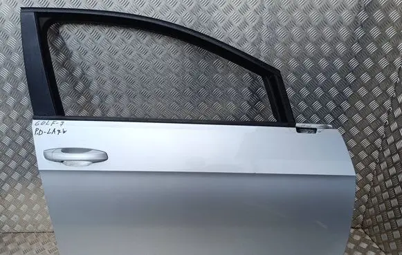 Volkswagen Golf VII Front door