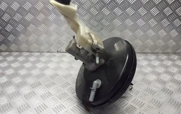 Mazda 3 I Brake booster 6N612B195BA