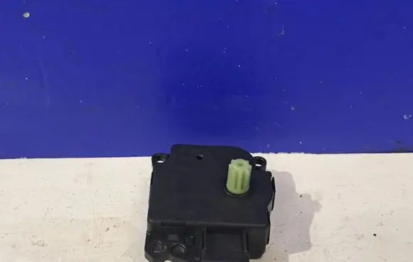 Maserati Ghibli A/C air flow flap actuator/motor 545250008