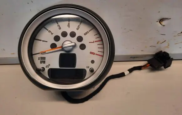 Mini One - Cooper Coupe R56 Tachometer 9178739 5K00253675