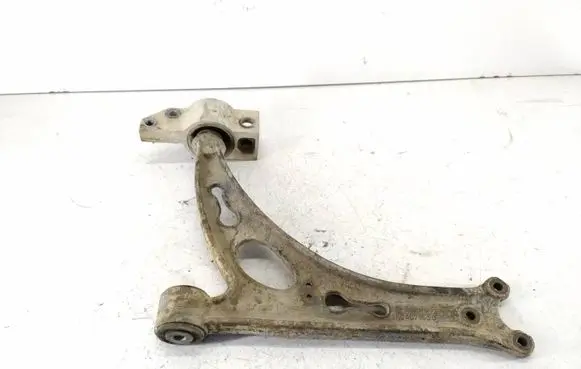 Front lower control arm/wishbone