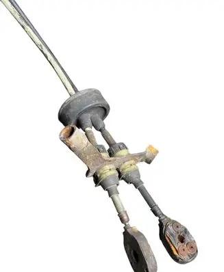 Opel Zafira A Gear shift cable linkage 90578381