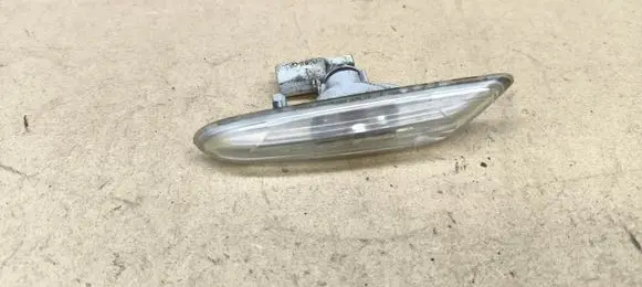 BMW 3 E90 E91 Front fender indicator light 6932997