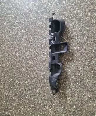 Volkswagen PASSAT B7 Front bumper mounting bracket 3aa807184