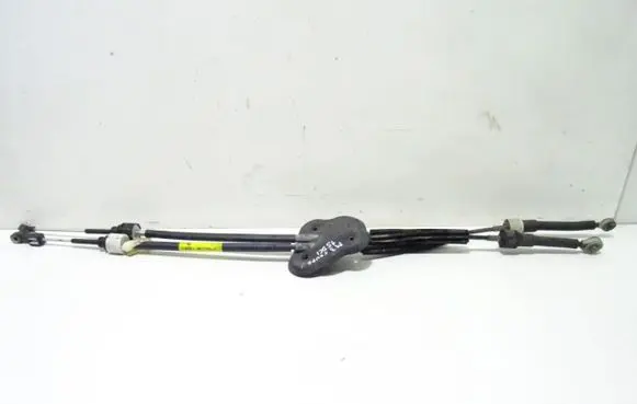 Renault Megane I Gear shift cable linkage 