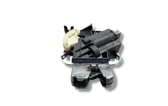 Audi A6 S6 C6 4F Tailgate/trunk/boot lock/catch/latch 4F5827505D