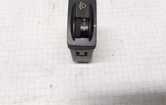 Hyundai Sonata Headlight level height control switch
