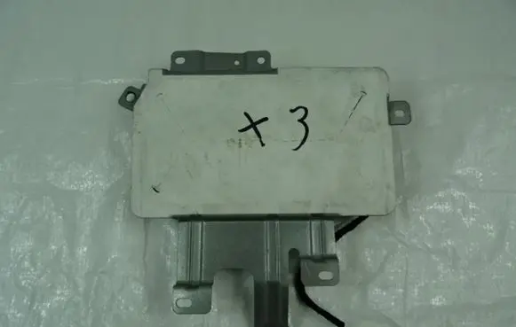 BMW X3 E83 Front door 30371167A