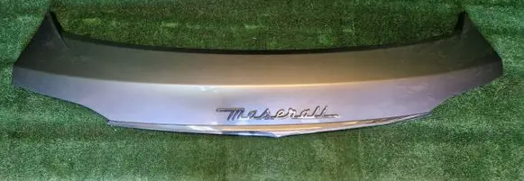 Maserati Levante Tailgate/trunk spoiler 670042733