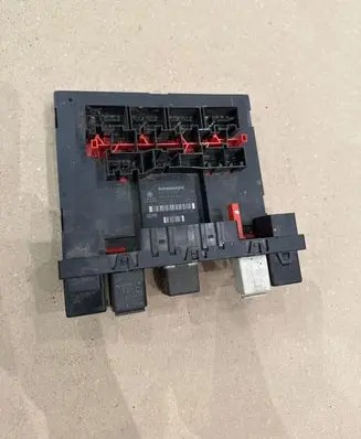 Volkswagen PASSAT B6 Comfort/convenience module 3C0937049J 28027755 H37S1301
