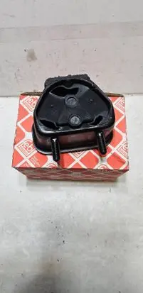 Opel Ascona C Engine mount bracket 0684234 03074