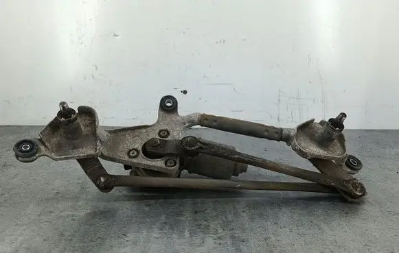 Suzuki SX4 Front wiper linkage